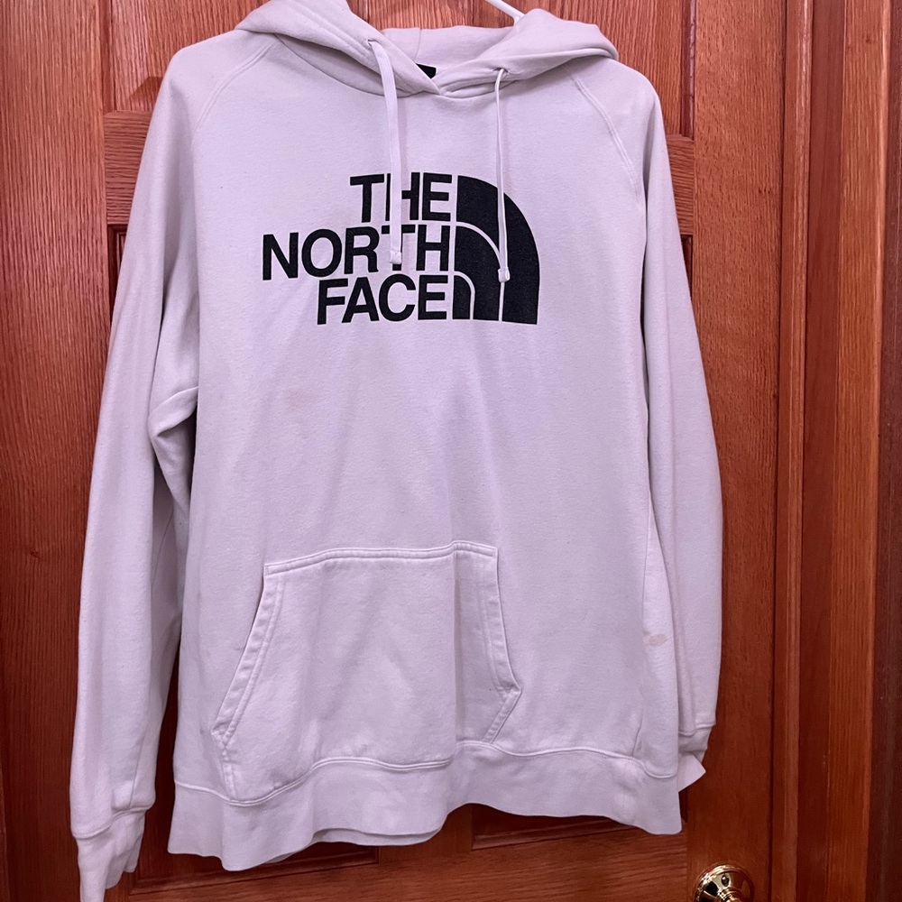 Selling for a friend - smoke free home